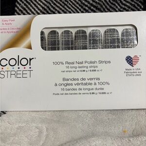 Color Street Black and White Nail Polish Strips PLAID REPUTATION